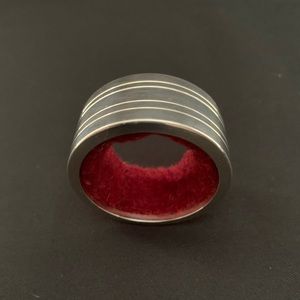 Pewter Wine Drip Ring
Excellent Condition